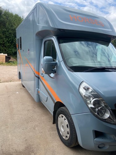 Vauxhall movano horsebox - vauxhall,