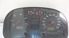 INSTRUMENT PANEL VW Golf IV