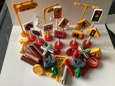 Thomas the Tank or Toy Model Railway Traffic Light Signals Accessories Bundle 