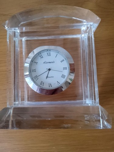 Beautiful unmarked crystal - unmarked,
