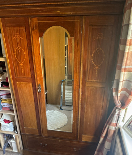 Brown wooden freestanding - brown,