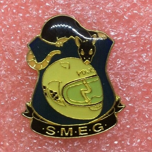 T19 pins london police black - pins,