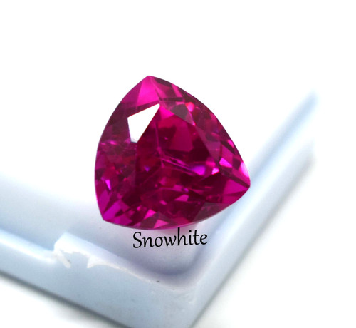 8ct vivid pink sapphire - 8ct,