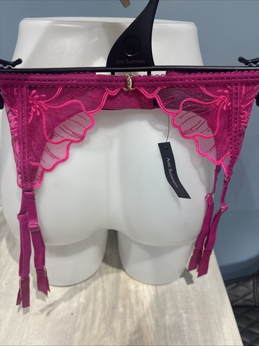 Stunning floral fling - , belt