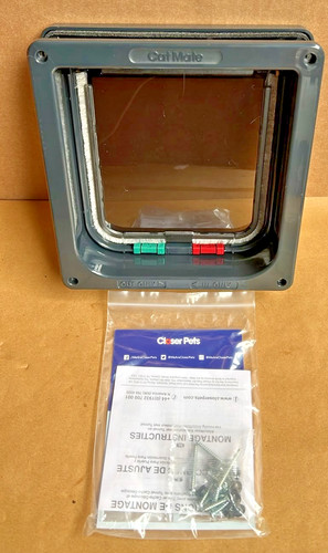 Cat flap way - flap, locking