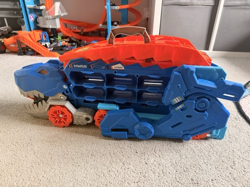 Hot wheels ultimate - wheels, t-rex