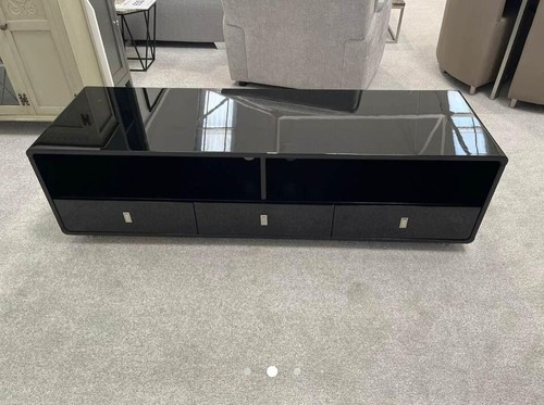 Malone three drawer gloss - gloss, tv