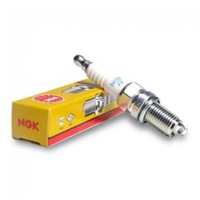 NGK Spark Plug (CR8EK) for Kawasaki KLV 1000 04-06