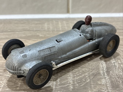 Early example mrrc mercedes - early,