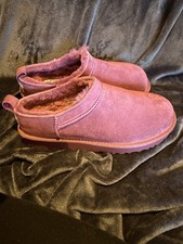 Ugg burnt magenta size 5