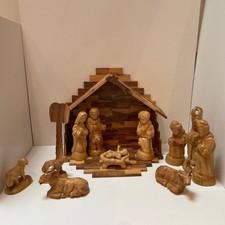 Holy Land Market Olive Wood Nativity Set with Stable. Deluxe (13Piece  Set) rare