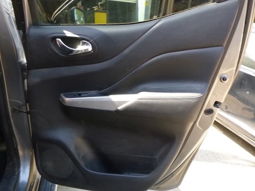 Nissan navara d23 np300 - nissan,