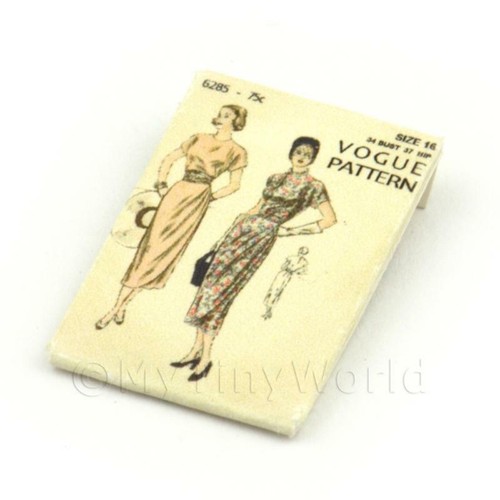 Dolls house miniature vogue - house,