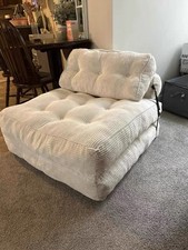 Cream-colored tatami vacuum