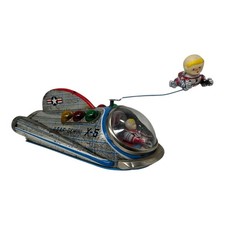 1960s. Trade Mark Toys  Japan NASA Gemini x-5 space ship With Astronaut Rare