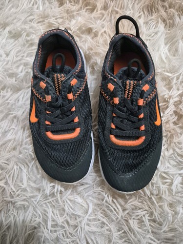Nike infant size trainers - 10,
