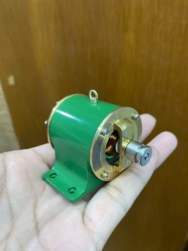 Model dynamo for steam engine - model,