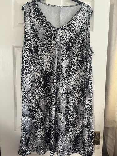 Bnwot ladies short - ladies, size