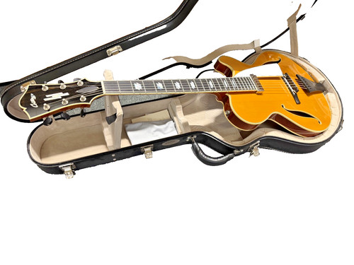 Jazz guitar archtop from