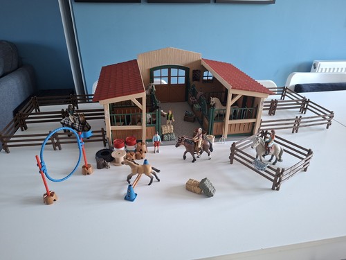 Schleich farm world - schleich,