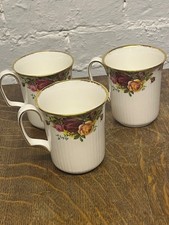 3 ROYAL ALBERT OLD COUNTRY ROSES FINE BONE CHINA MUGS