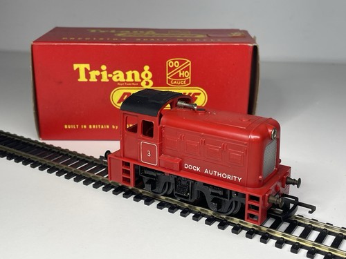 Tri ang r253 0 - r253, dock