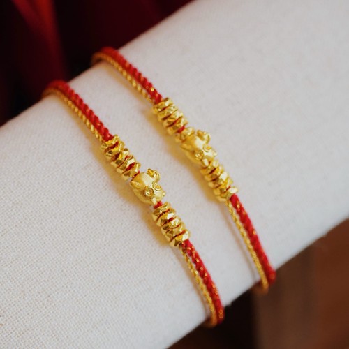 24k gold horse - red, string