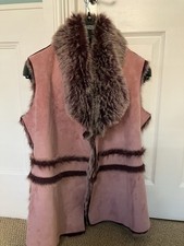 Women’s Faux Fur Gilet -