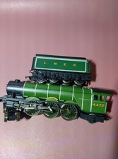 Hornby 00 Gauge Flying