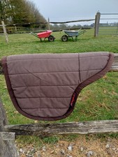 poly pad saddle pad cob size.