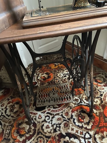 Antique not singer sewing - ,