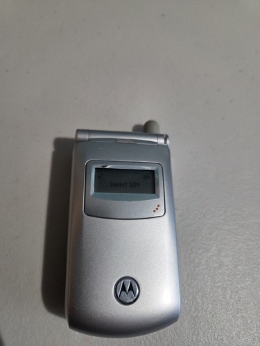 Motorola t720i flip phone - motorola,