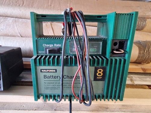 Halfords 12volt 8amp battery - halfords,