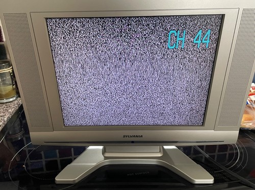 Sylvania lcd color gaming - color,