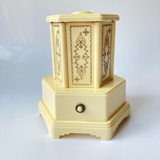 Vintage Selcol Reuge Ballerina