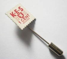 P442) K.E.S. 1 cent Waard Stamp Shaped vintage advertising badge tie lapel pin