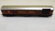 Hornby R4155 LMS Operating Royal Mail Coach Set 30246