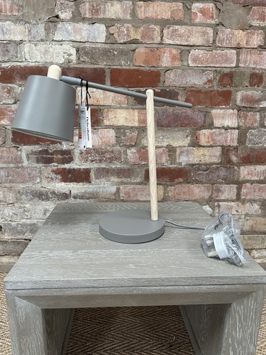 Debenhams designer vicke task - debenhams,