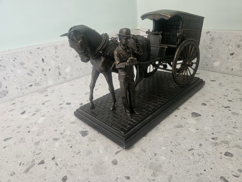 Ringtons tea merchants - merchants, horse