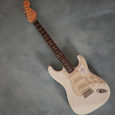 Fender made japan - made,
