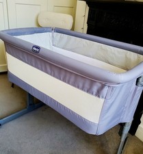 Chicco Next2Me Bedside Crib
