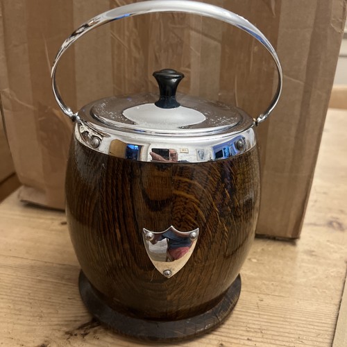 Vintage wooden biscuit barrel - biscuit,