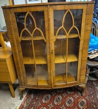 Beautiful 2 Door Antique