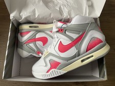 Nike Air Tech Challenge 2 Qs