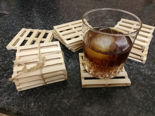 Wooden coasters mini pallet - coasters,