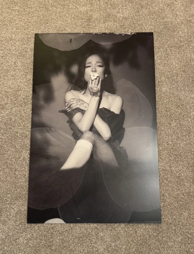 Ariana grande petal album - grande,