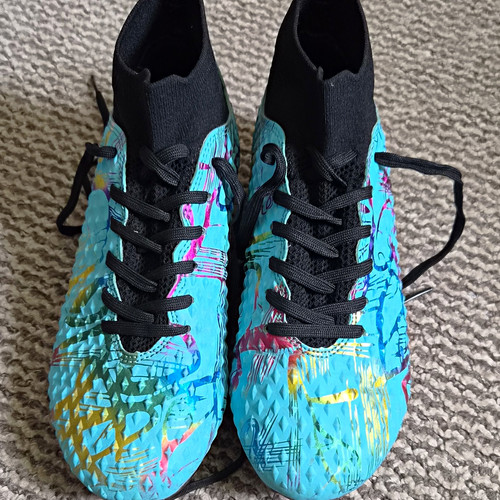 Football boots with ankle - with,