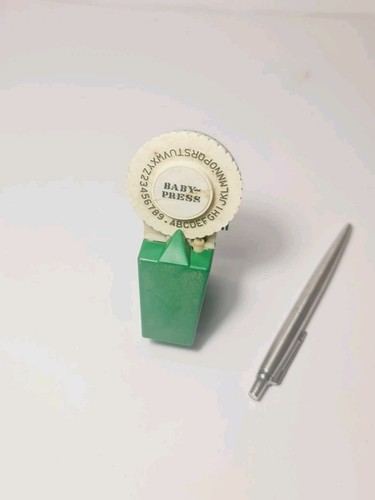 Vintage baby press - vintage, 4"