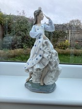 Nao By Lladro Porcelain