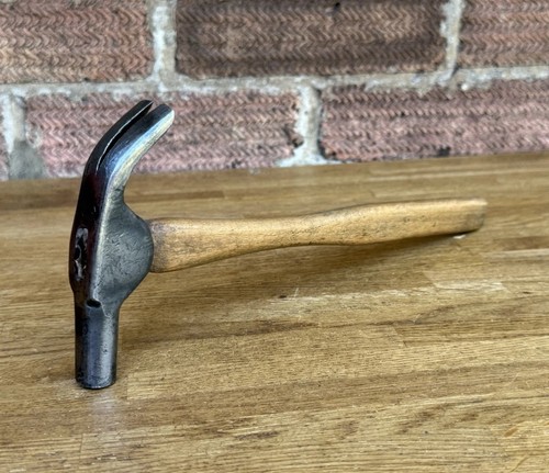 Vintage cobblers claw hammer - vintage,